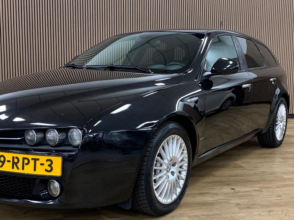 Alfa Romeo 159 Sportwagon 1.7 T Distinctive|Navigatie|Climat, Voorwielaandrijving, Euro 5, Gebruikt, Zwart
