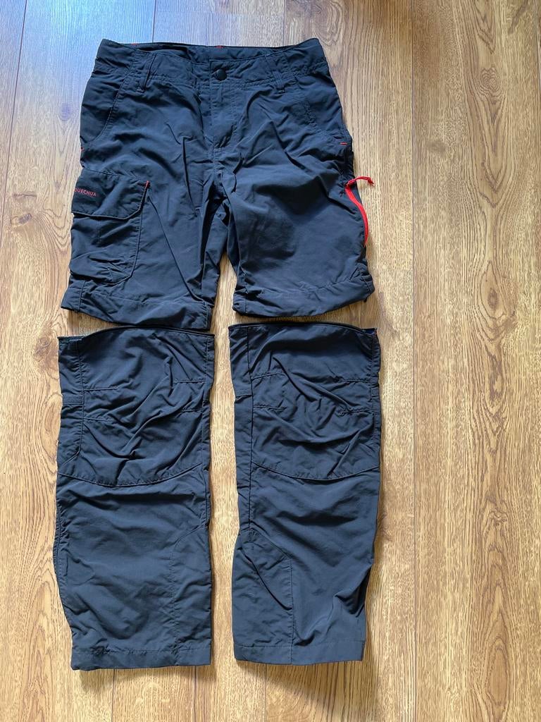 Quechua Afritsbroek Grijs/Antraciet Maat 140-146, Kinderen en Baby's, Ophalen of Verzenden, Zo goed als nieuw, Jongen, Broek