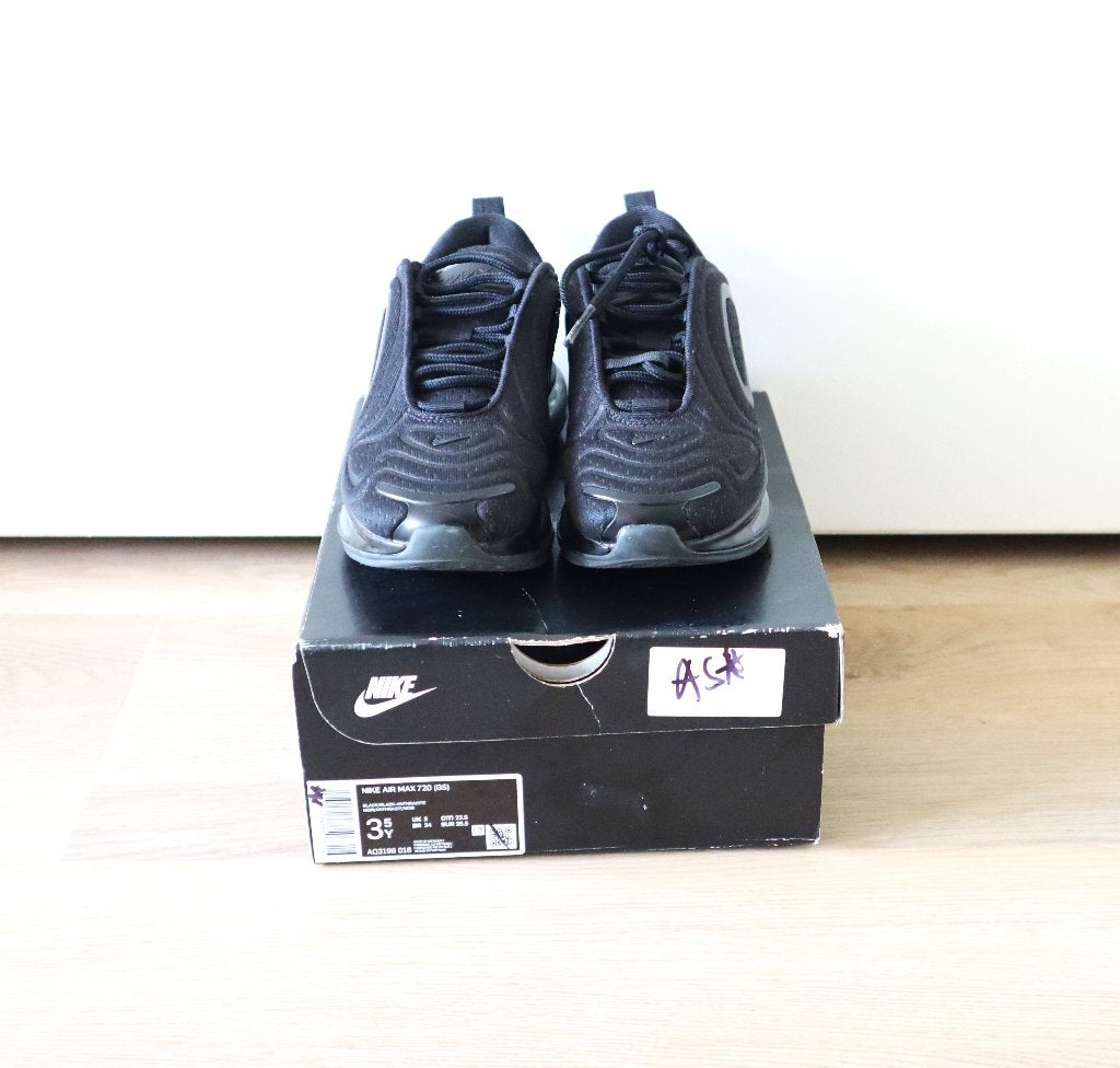 Nike Air Max 720, maat 35,5, Ophalen of Verzenden, Zo goed als nieuw, Nike, Jongen of Meisje