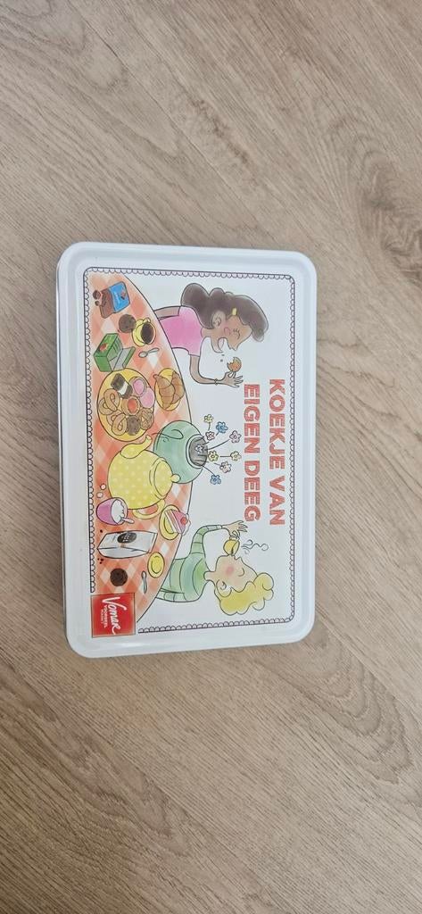 Leuke koektrommel 'Koekje van eigen deeg' - Vomar, Verzamelen, Blikken, Zo goed als nieuw, Koek(jes), Overige merken, Ophalen of Verzenden