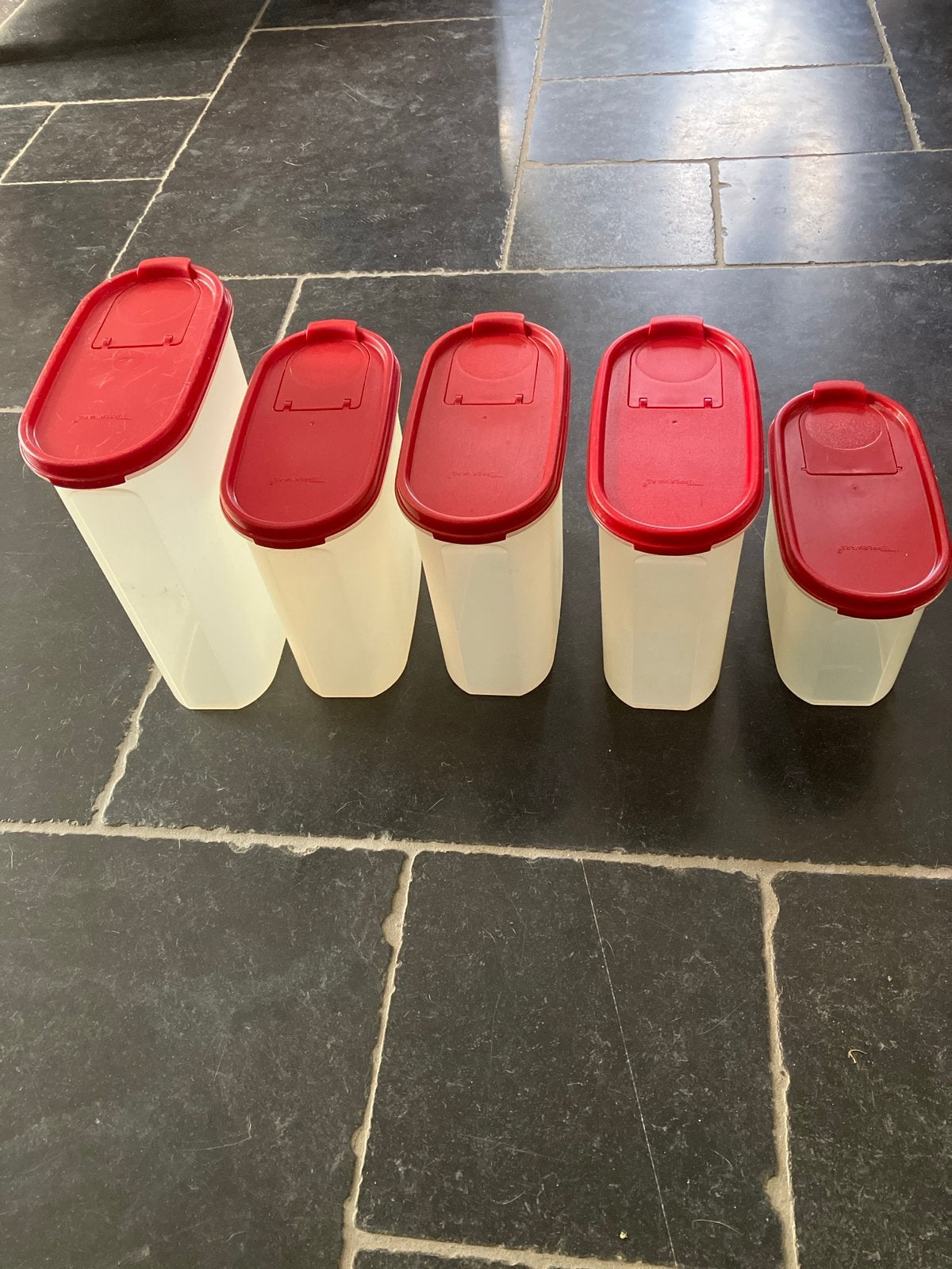 Tupperware Voorraadbus Set - 5 Stuks ruimtespaarder, Gebruikt, Luchtdicht, Ophalen of Verzenden, Bus of Trommel