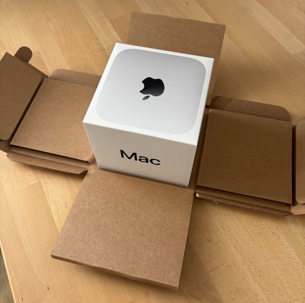 Mac mini m4 chip met rackmount 1.33U, Computers en Software, Apple Desktops, Nieuw, Mac Mini, SSD, 3 tot 4 Ghz, 16 GB, Ophalen