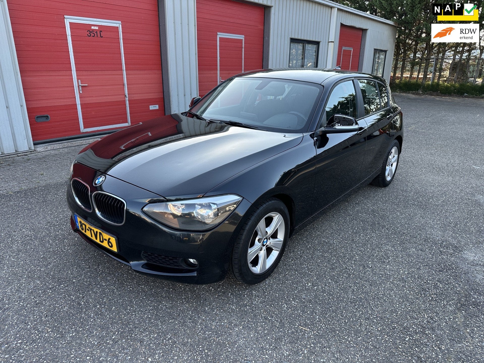 BMW 1-serie 116i Business+NAVI ELC RAM CC APK, Auto's, BMW, Euro 5, Gebruikt, 4 cilinders, Zwart