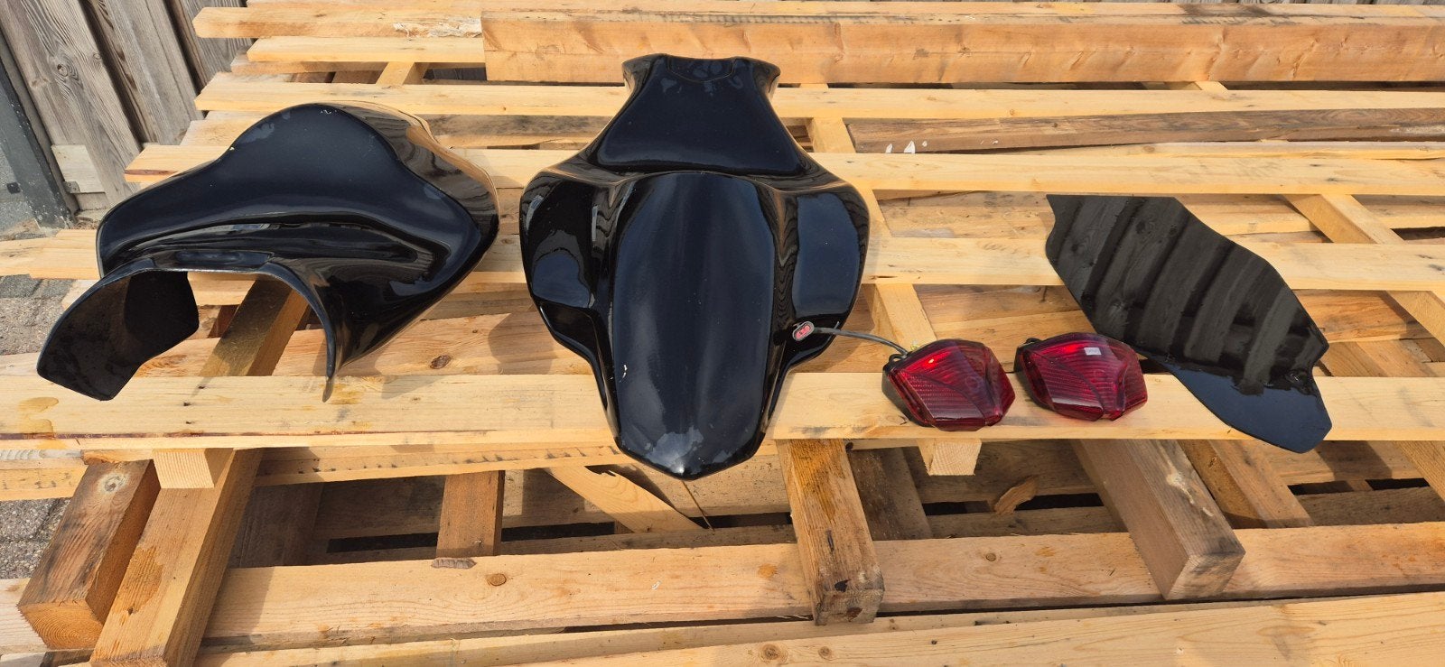 2 solo seats mv augusta. Nooit gebruikt., Ophalen