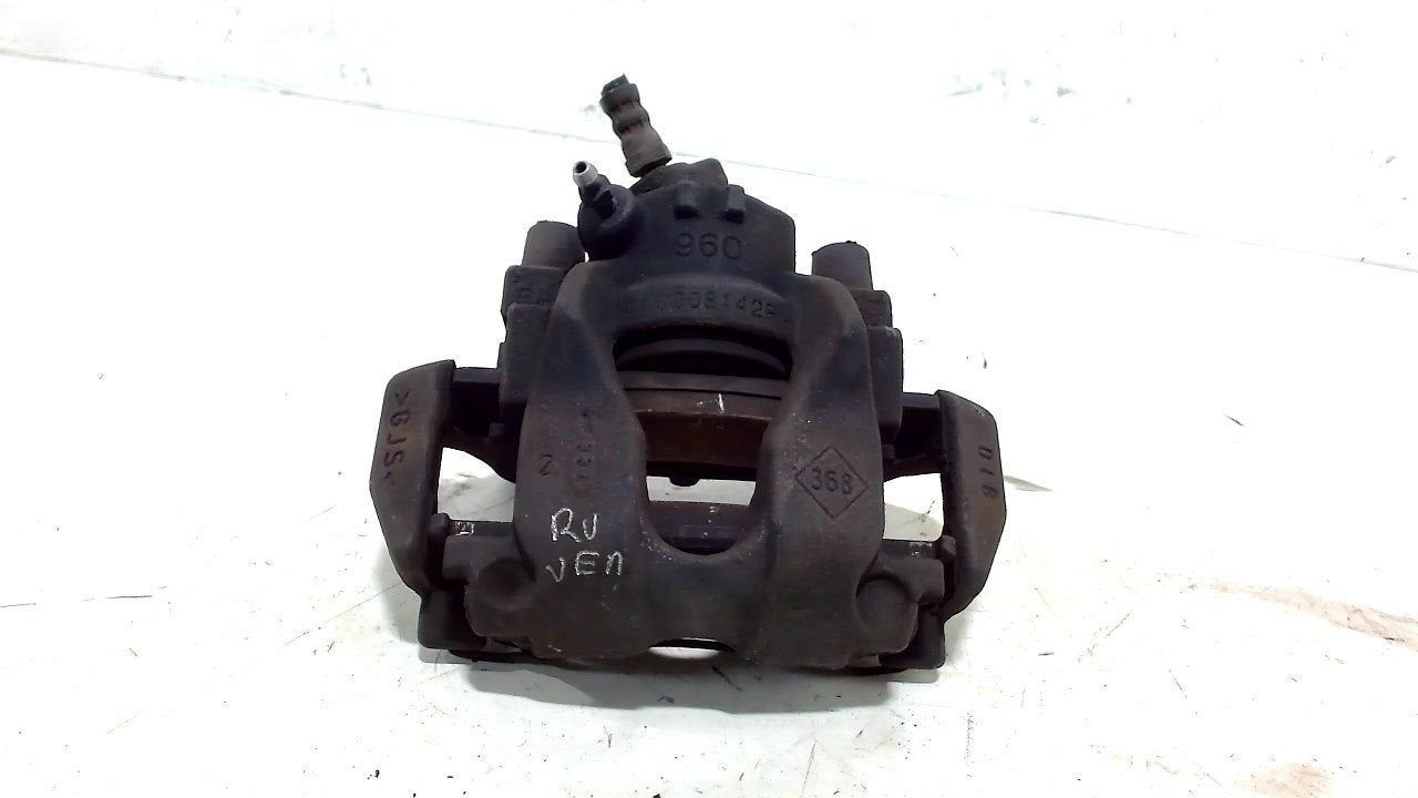 Remklauw rechts voor Renault Clio, Onderdelen@venauto.nl, Van der Ven Autorecycling B.V., Gebruikt, Ettenseweg 76, 4706 PB Roosendaal, The Netherlands