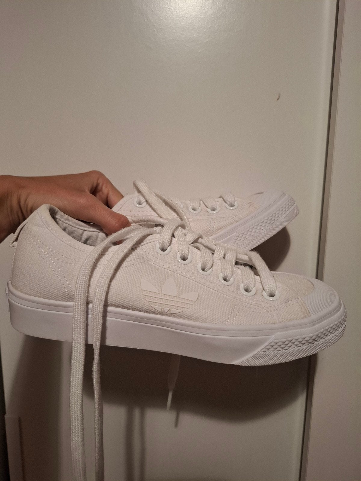 Adidas sneakers wit maat 37.5, Adidas, Wit, Ophalen of Verzenden, Sneakers of Gympen