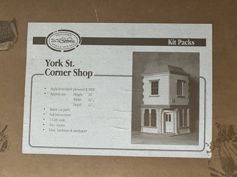 Sid Cooke poppenhuis "York st. Corner Shop" in doos, Ophalen, Gebruikt, Poppenhuis