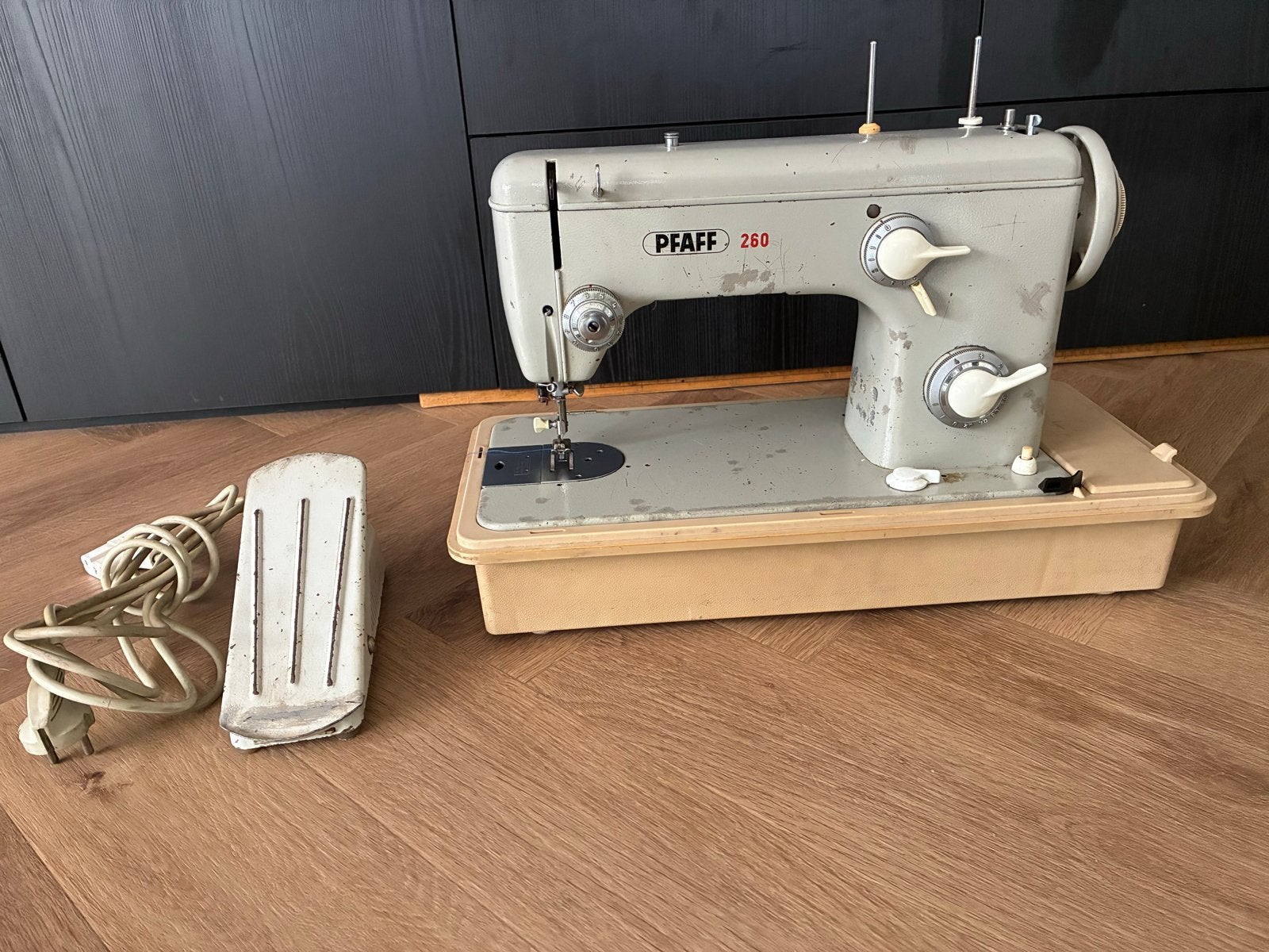 Pfaff 260 half industriële en Robuuste naaimachine, Ophalen, Gebruikt, Naaimachine, Pfaff