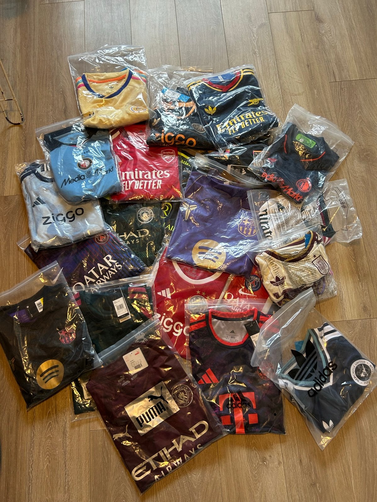 Diverse voetbalshirts voor volwassenen en kinderteneus, Ophalen of Verzenden, Nieuw, Shirt