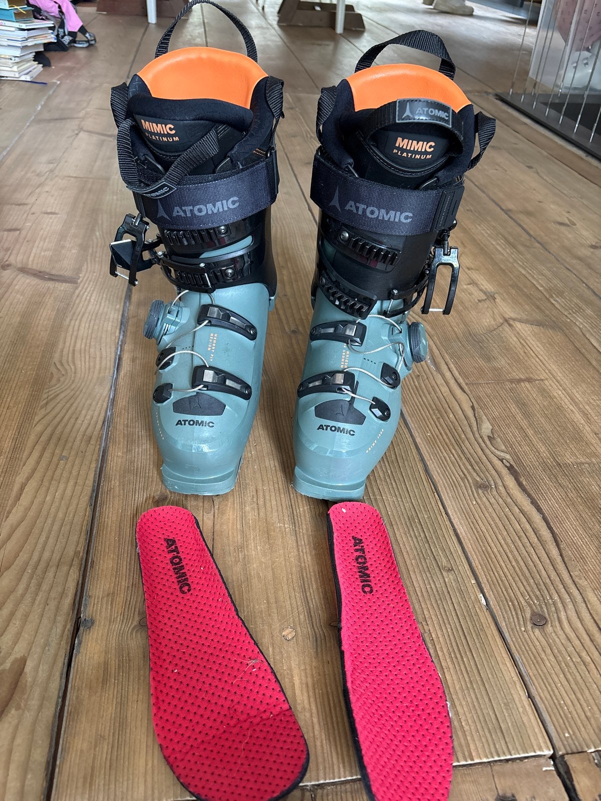 Atomic ski schoenen - Zo goed als nieuw, Sport en Fitness, Schoenen, Ophalen of Verzenden, Zo goed als nieuw, Atomic
