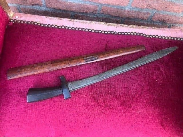 antieke pedang/zwaard met pamorkling, no kris/keris, Verzamelen, Ophalen of Verzenden, Overige soorten, Azië, Zwaard of Sabel