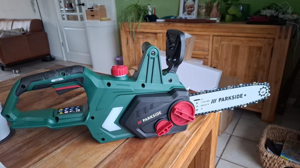 Parkside kettingzaag 20 volt 30cm accu exclusief, Ophalen