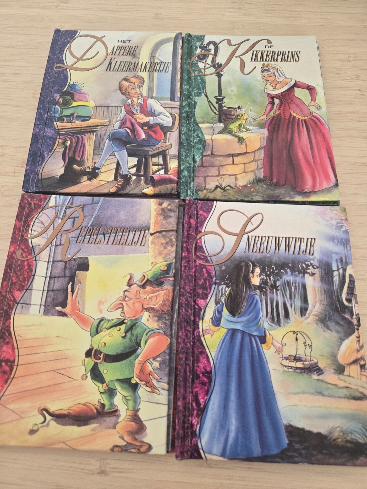 4 kleine sprookjesboeken, Ophalen of Verzenden, Gelezen, Diverse auteurs