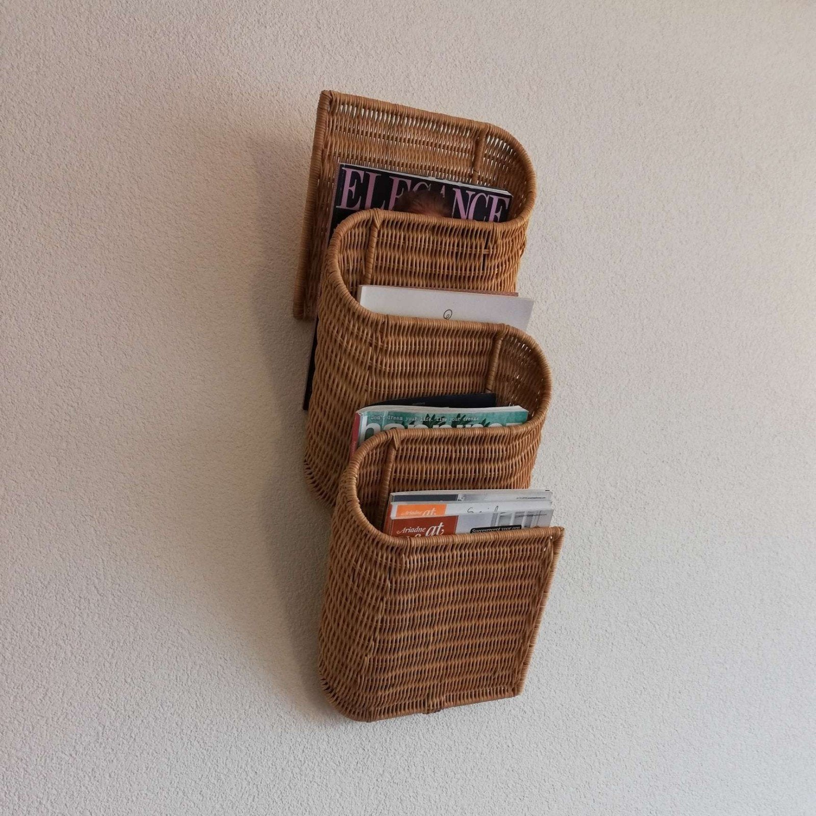 GEZOCHT deze tijdschrifthouder, Huis en Inrichting, Woonaccessoires | Schalen en Manden, Ophalen of Verzenden, Zo goed als nieuw