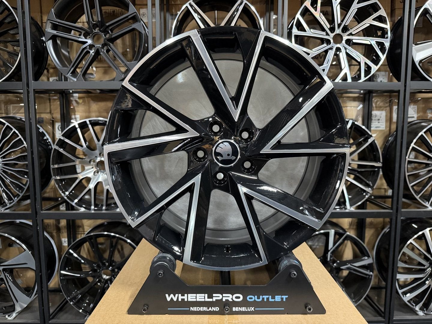 18" SKODA RS Look Sportvelgen SKODA OCTAVIA KODIAQ KAROQ VW
