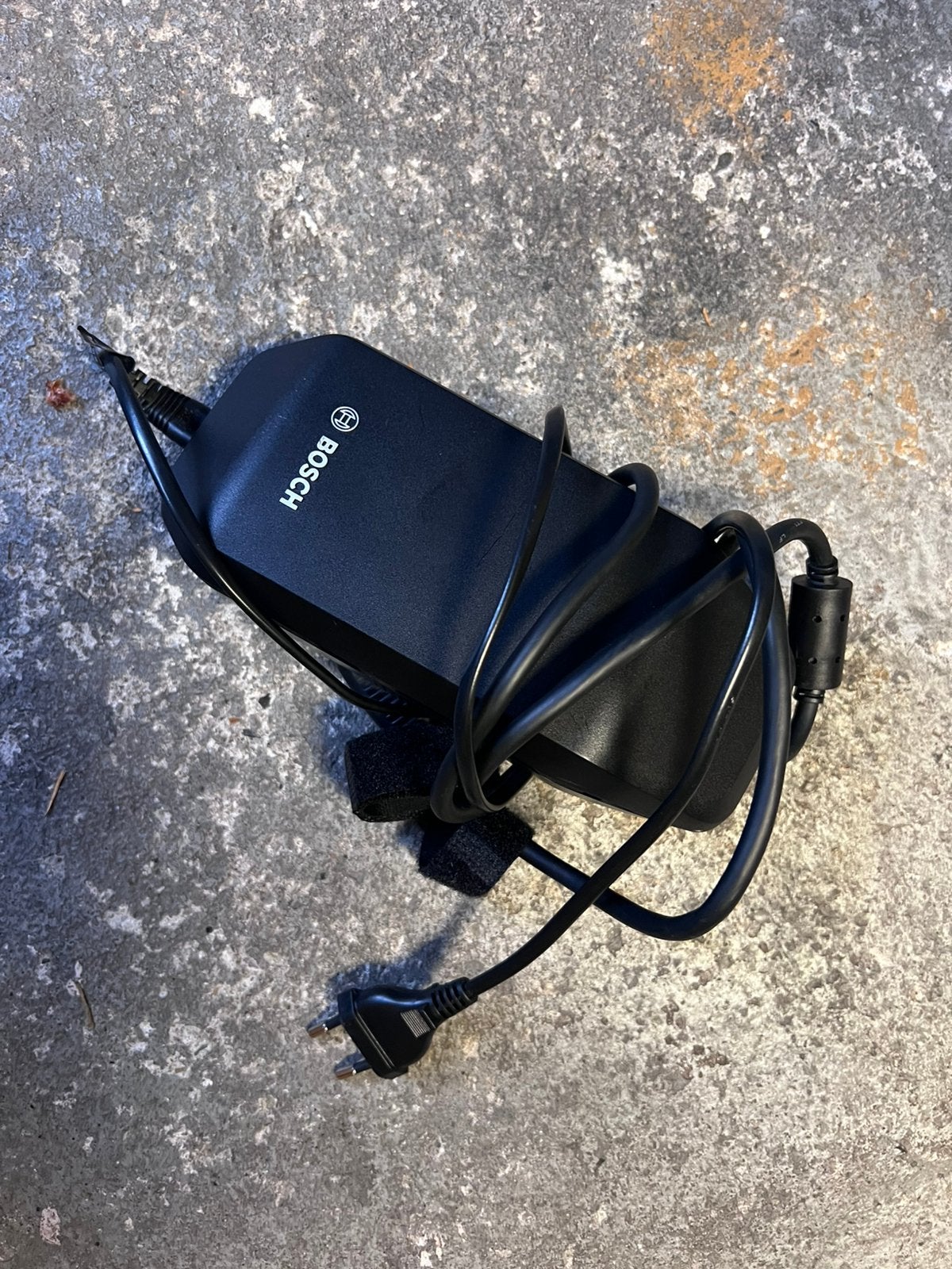 Acculader Bosch elektrische fiets, Fietsen en Brommers, Zo goed als nieuw