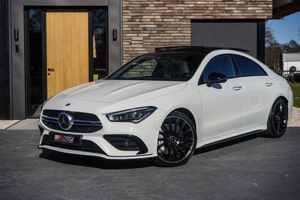 Mercedes-Benz CLA-Klasse AMG CLA 35 4Matic 306PK Pano/Aero/N, Auto's, Automaat, Euro 6, 4 cilinders, Met garantie (alle)