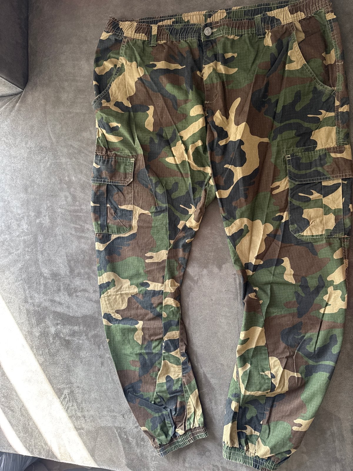 Urban Classics Camouflage Cargo Broek - Maat 5XL, Ophalen of Verzenden, Nieuw, Overige maten, Meerkleurig