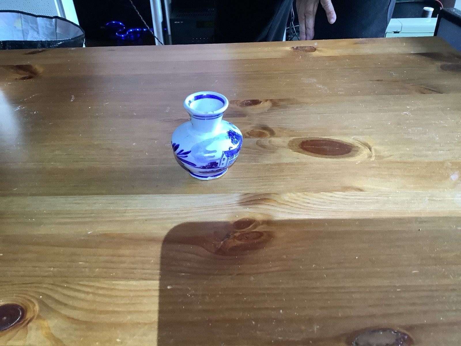 Delfts Blauw Miniatuur Vaasje - Handgeschilderd, Ophalen of Verzenden