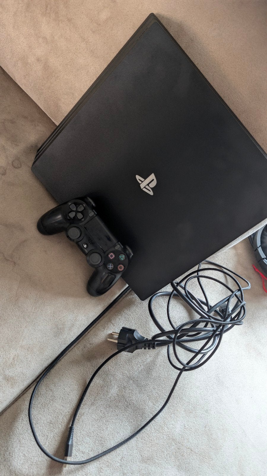 PlayStation 4 Pro met controller en kabels, Ophalen of Verzenden, Gebruikt
