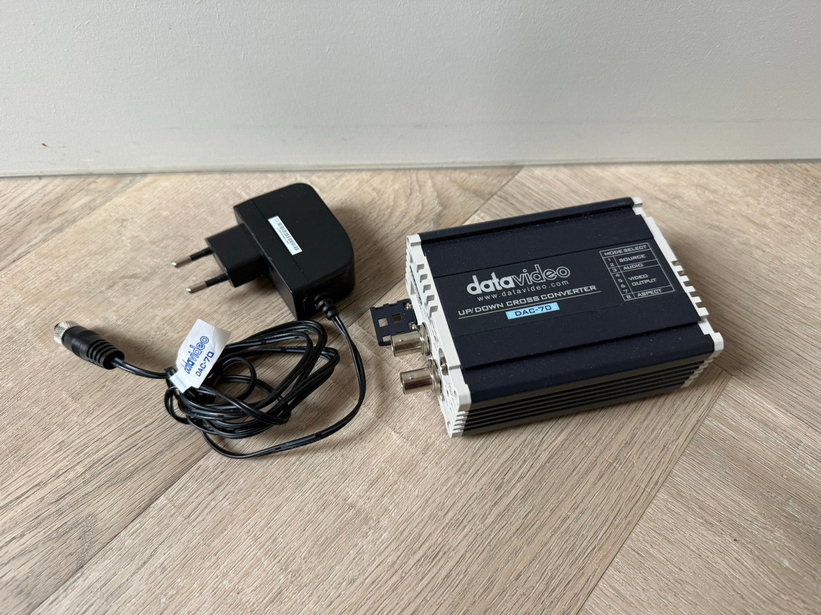 Datavideo dac-70, Verzenden, Zo goed als nieuw