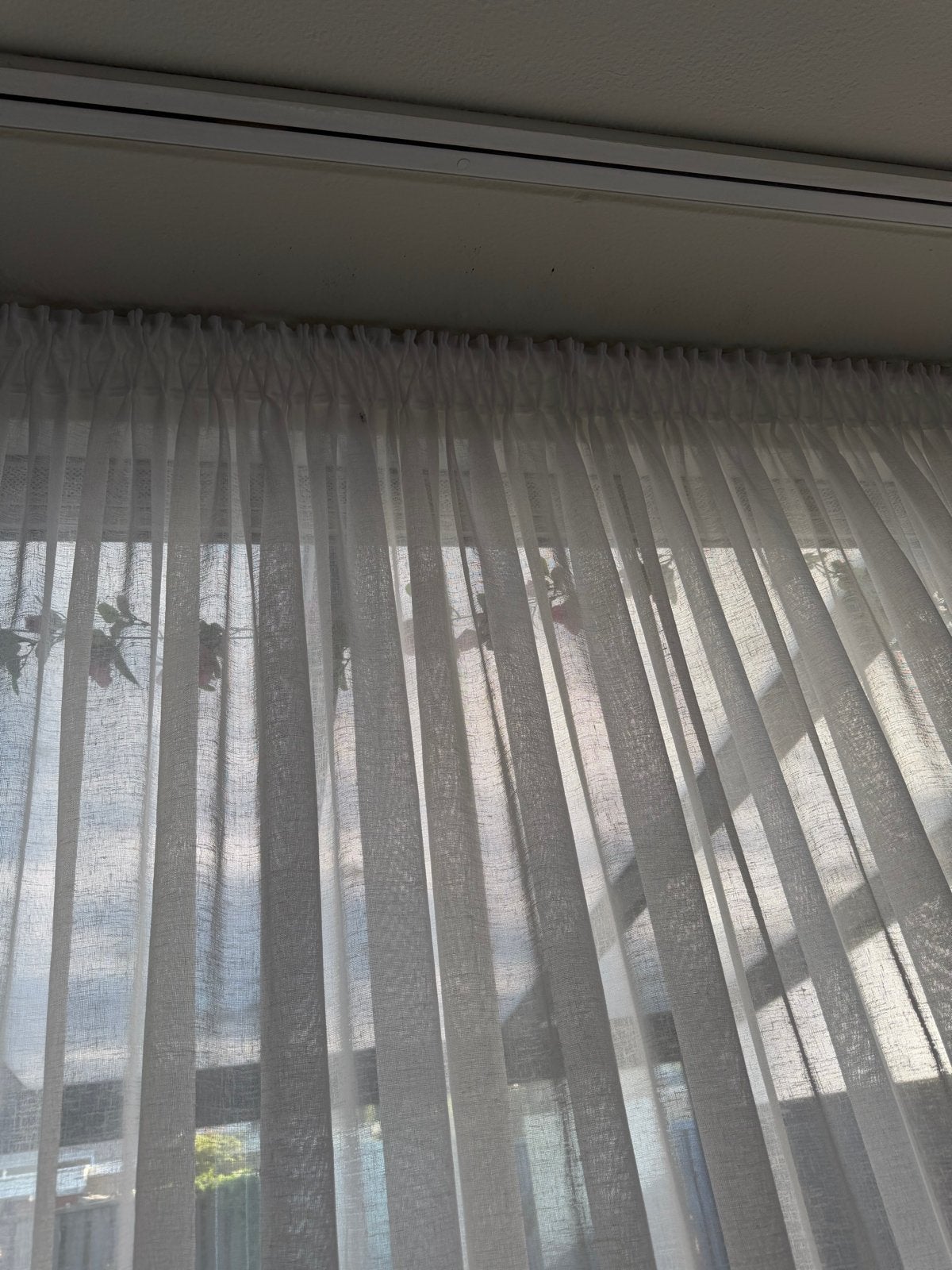 Witte vitrage gordijnen - Lichtdoorlatend en sfeervol, Vitrage, Gebruikt, Wit, Ophalen of Verzenden