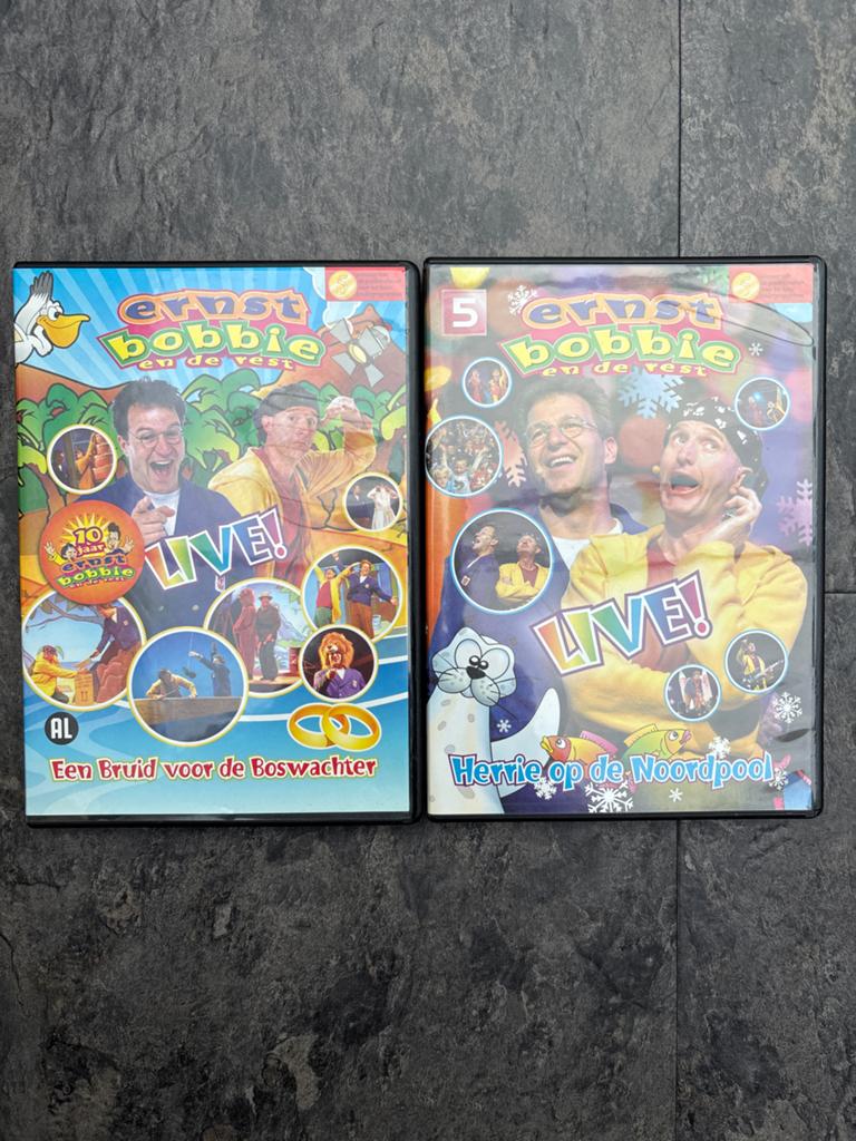 Ernst, Bobbie en de rest DVD's - 2 stuks, Cd's en Dvd's, Alle leeftijden, Ophalen of Verzenden, Gebruikt, Komedie