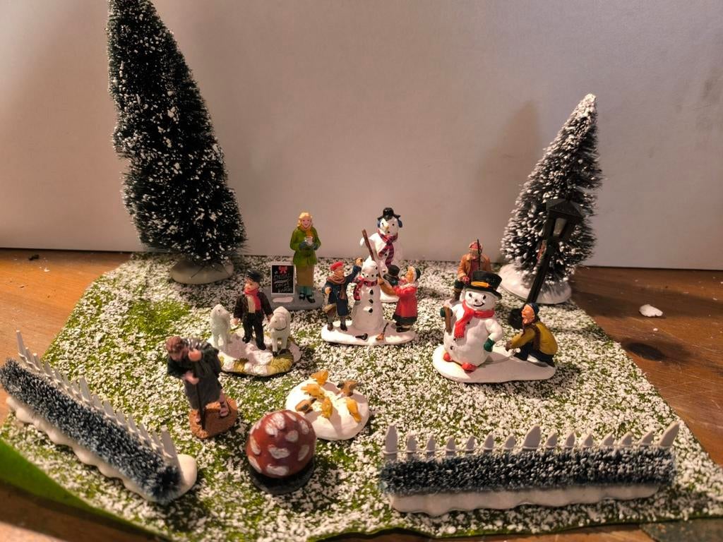 Lemax kerst figuurtjes/poppetjes, Diversen, Kerst, Ophalen