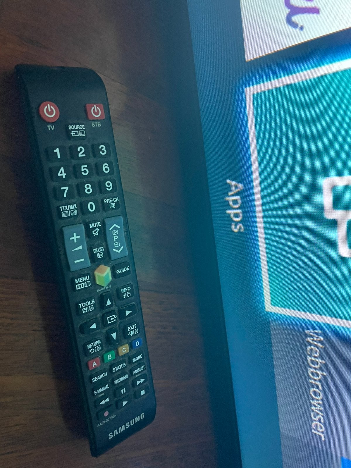 Foto 6 van Samsung 46 inch Smart tv - wifi - diverse apps