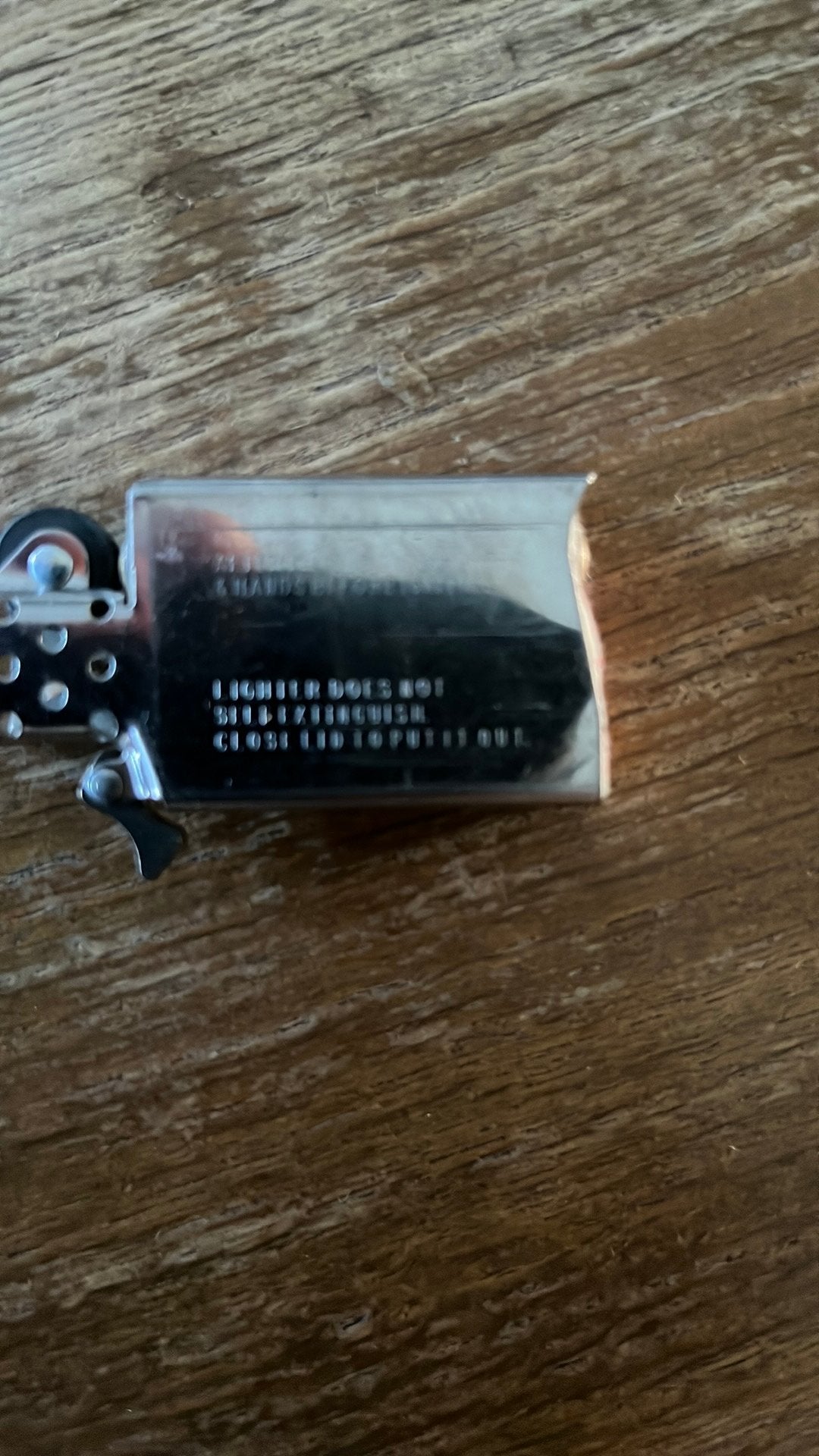 Kleine ziverkleurige Zippo H Zippo 19 vonkt maar is leeg, Verzamelen, Ophalen of Verzenden, Gebruikt, Aansteker
