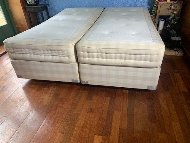 Hastens 2000T wegens emigreren, Ophalen, Tweepersoons, Zo goed als nieuw, 180 cm