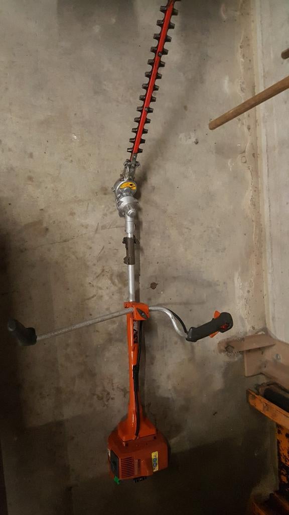 Husqvarna 225 rd combimachine met heggenschaar, Ophalen, Gebruikt, Benzine