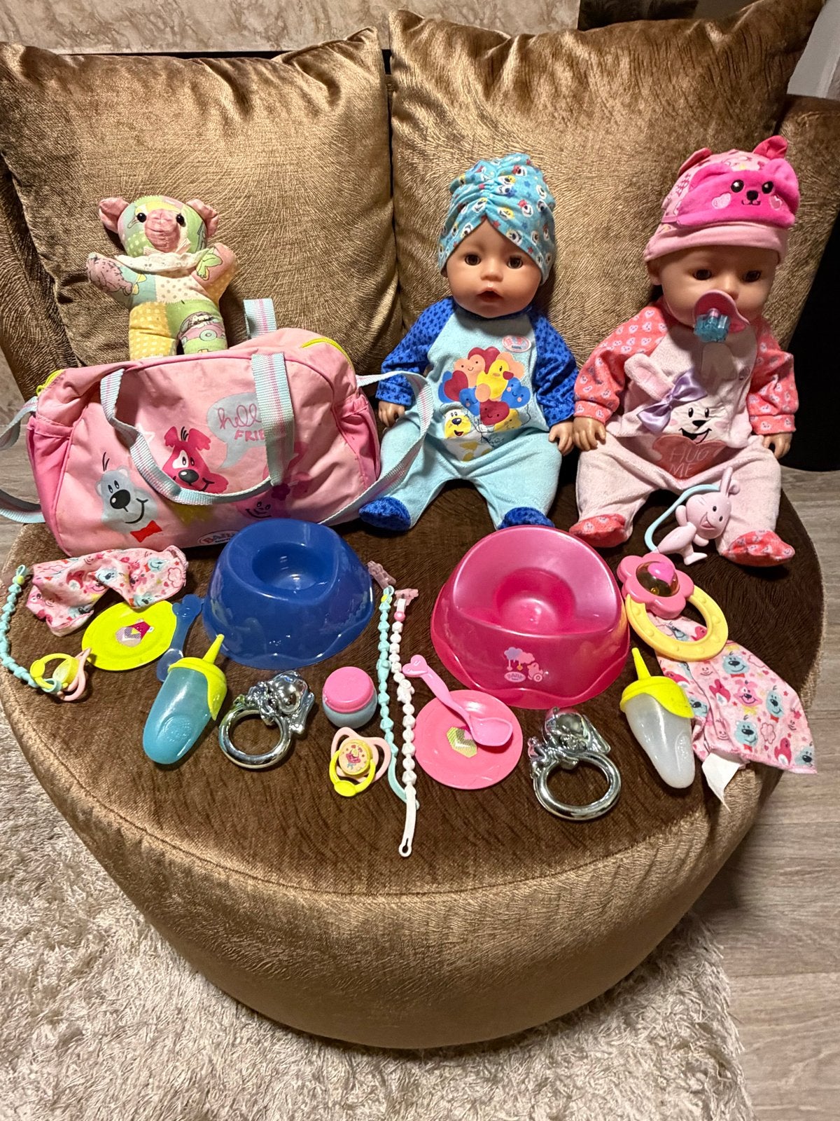 Baby Born jongen en meisje met veel extra's, Ophalen of Verzenden, Gebruikt, Babypop