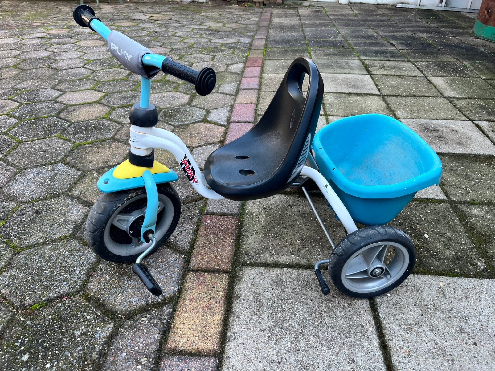 Puky driewieler met achterbakje, Ophalen, Zo goed als nieuw, Duwstang