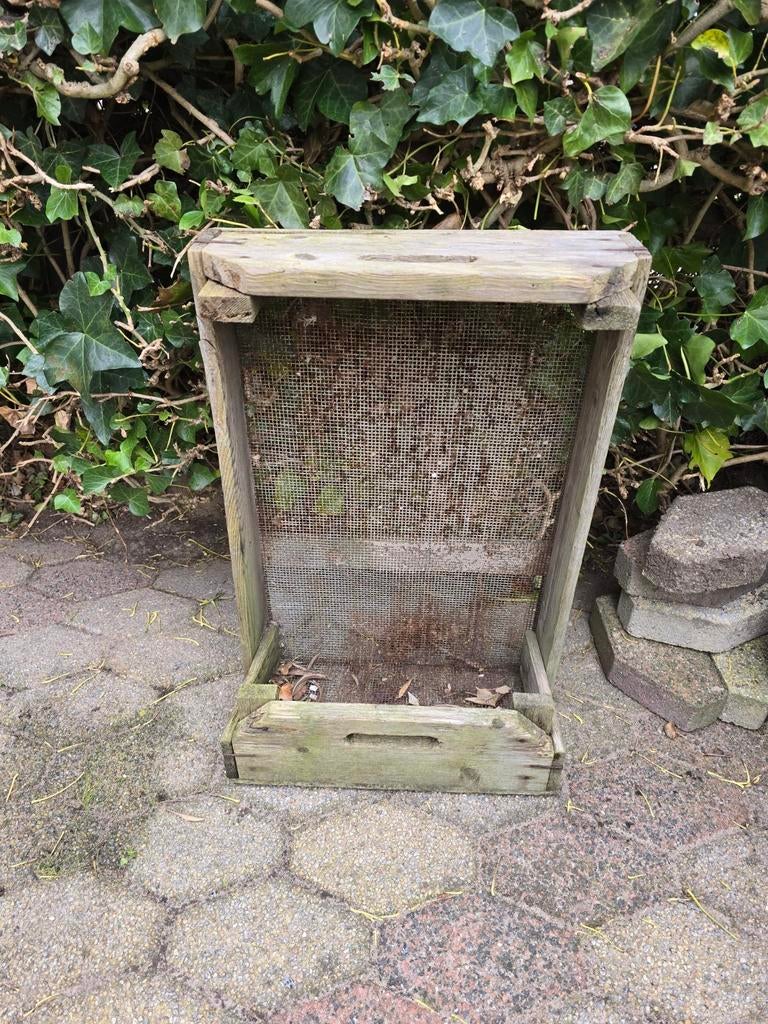 Houten zeef als decoratie of voor compost of zand, Ophalen