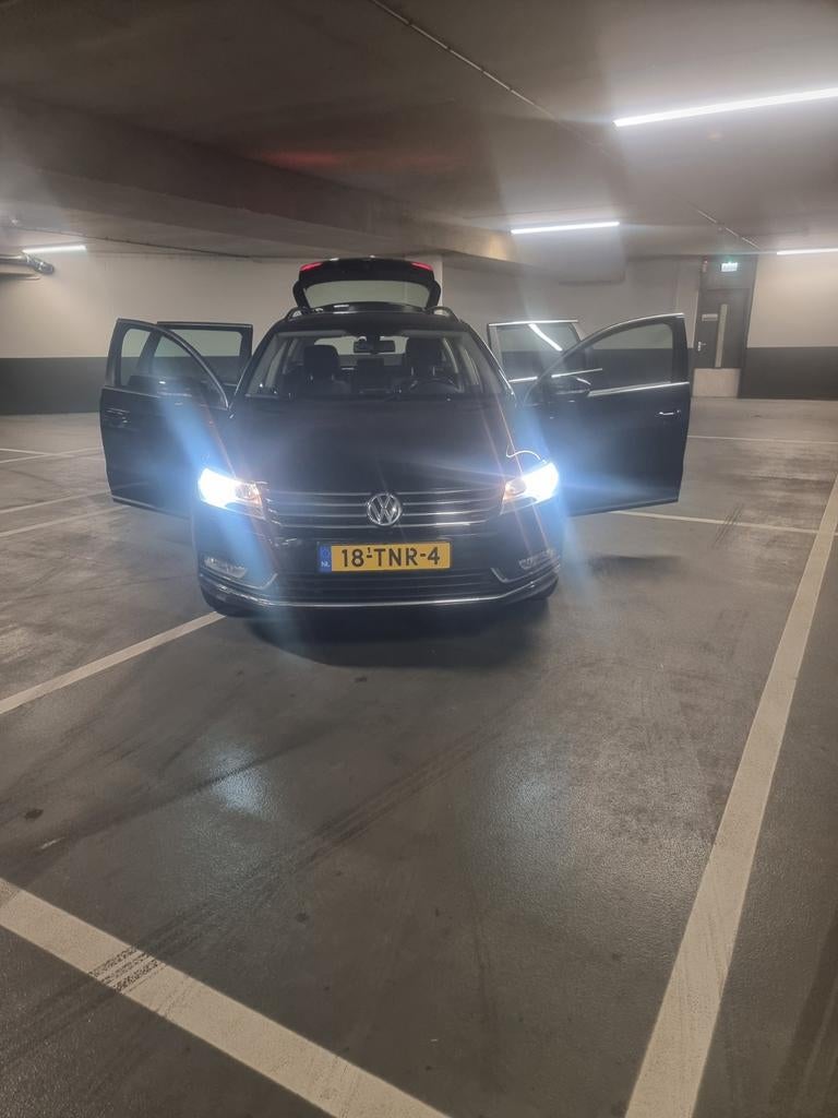 Volkswagen Passat 1.4 TSI 110KW Ecofuel Variant AT 2012, Zwart, 4 cilinders, CNG (Aardgas), Zwart