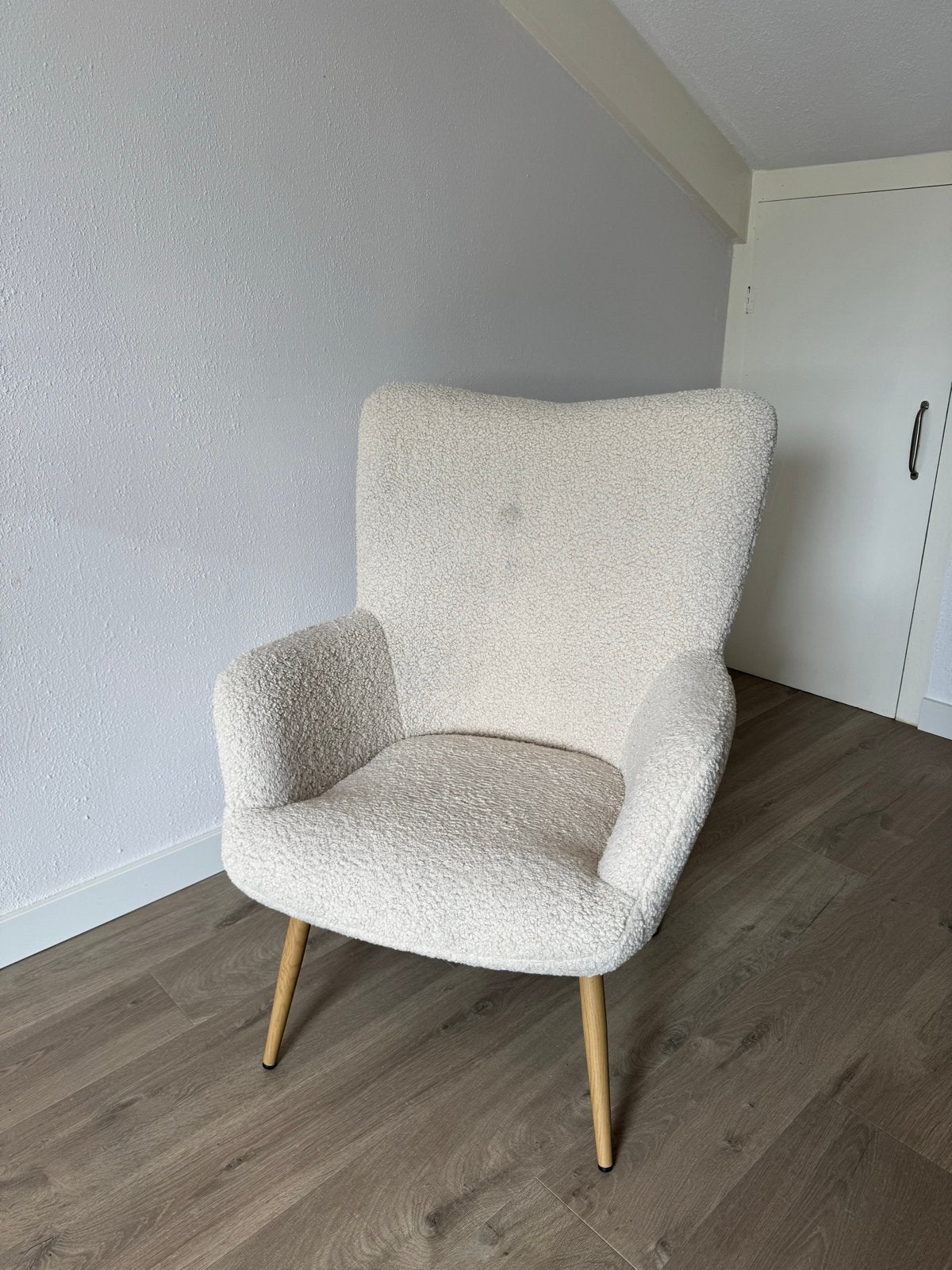 Jysk stoel in teddy stof voor kinderkamer, Huis en Inrichting, Fauteuils, Ophalen, Gebruikt, 75 tot 100 cm, Stof