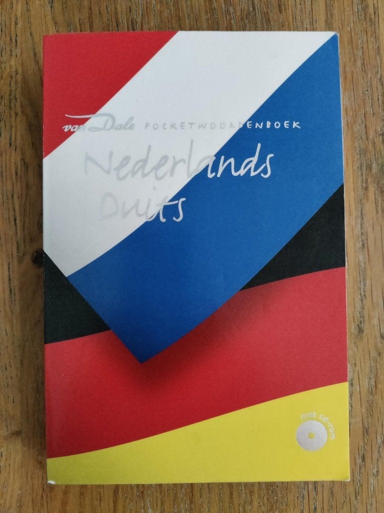 Van Dale pocketwoordenboek Nederlands-Duits, Boeken, Woordenboeken, Duits, Van Dale, Ophalen of Verzenden, Zo goed als nieuw