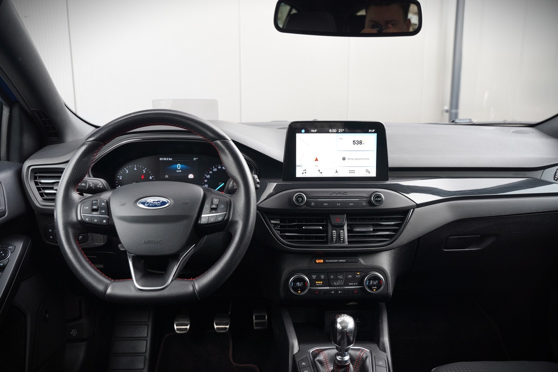 Foto 42 van Ford Focus 1.0 EcoBoost ST Line Business | Panoramadak | Ban
