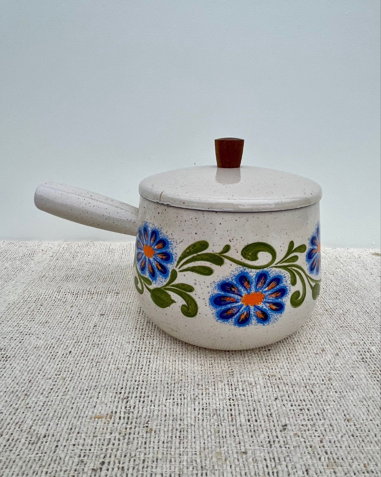 Vintage fonduepan met blauw bloemendecor, Huis en Inrichting, Keuken | Potten en Pannen, Gebruikt, Overige typen, Ophalen of Verzenden