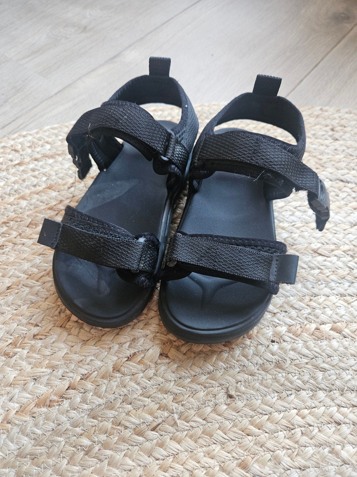 Zwarte sandalen maat 35, Kleding | Dames, Ophalen of Verzenden, Gedragen, Zwart, Sandalen of Muiltjes