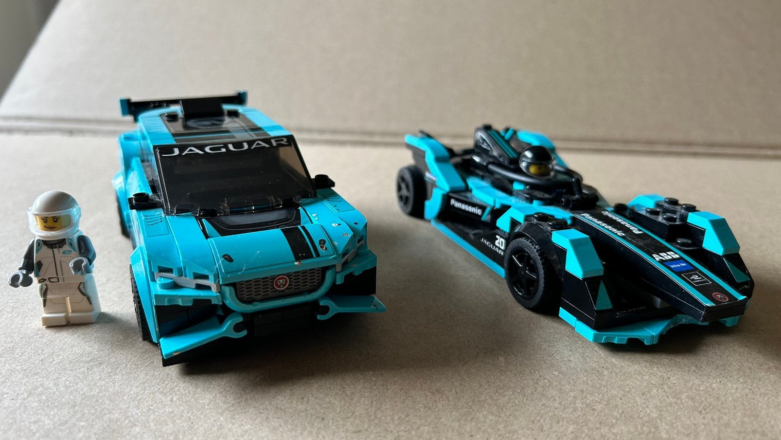 Lego Speed Champions Panasonic & Jaguar Racing (76898), Ophalen of Verzenden, Zo goed als nieuw