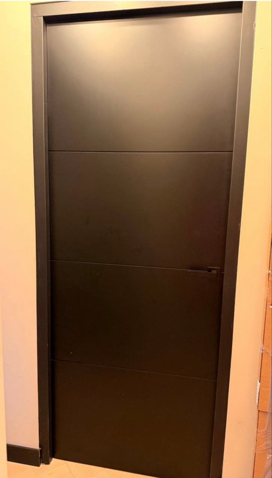 Nieuwe zwarte binnendeur Skantrae carve 78x211,5, Doe-het-zelf en Verbouw, Deuren en Horren, Ophalen, 80 tot 100 cm, Binnendeur