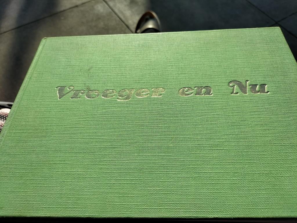Vroeger en Nu - Ellecom Dieren Spankeren Laag Soeren, Ophalen of Verzenden, Gelezen, Henk Karmiggelt, Ton Verweij, Dhr. H. de Wit