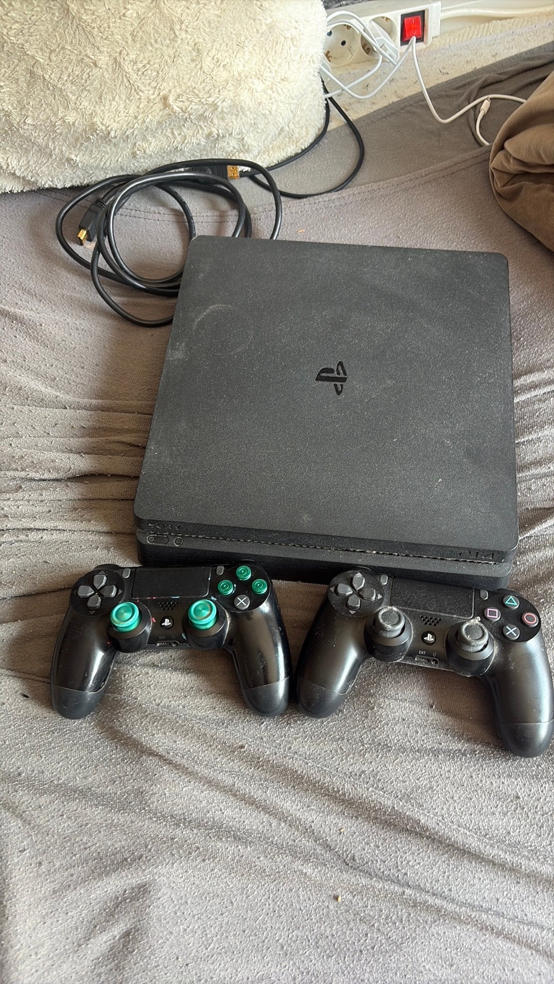 Playstation 4 met 2 controllers, Ophalen, Gebruikt, Met 2 controllers, Slim
