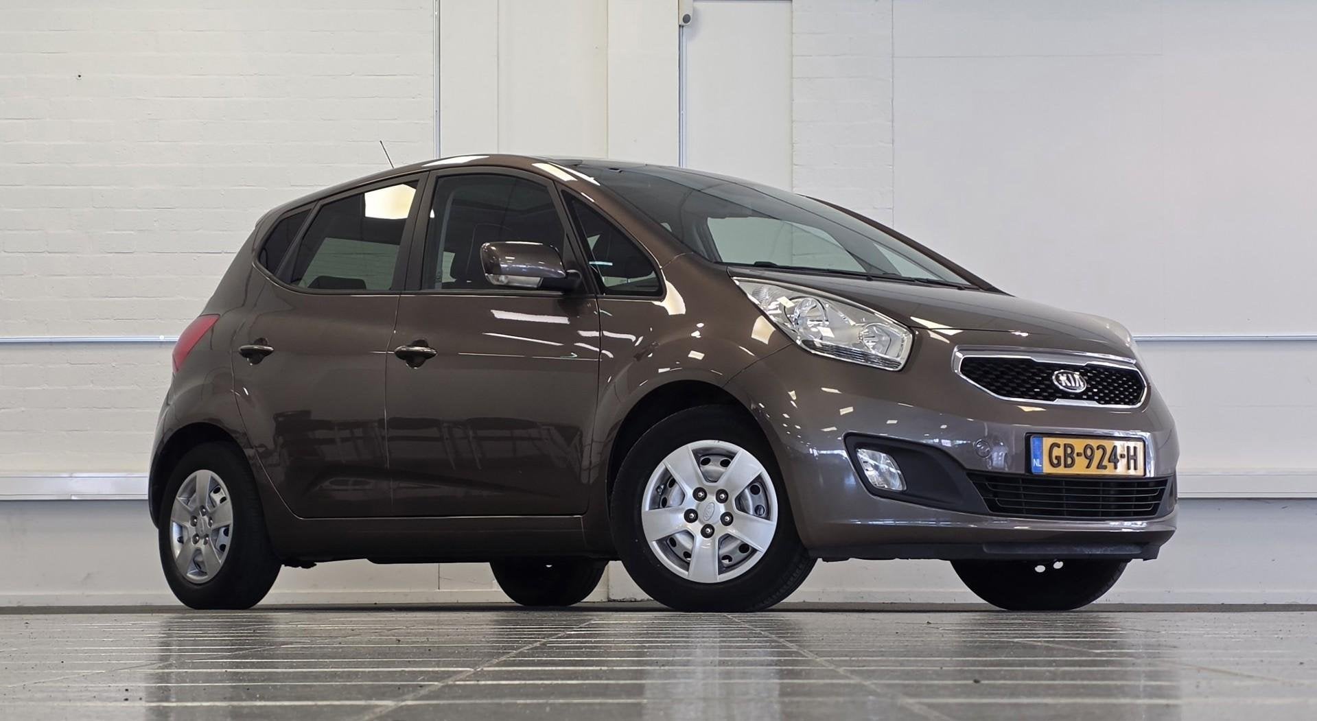 Kia Venga 1.4 CVVT World Cup Edition 1e Eigenaar Schuif/kant, Euro 5, Stof, Gebruikt, Zwart