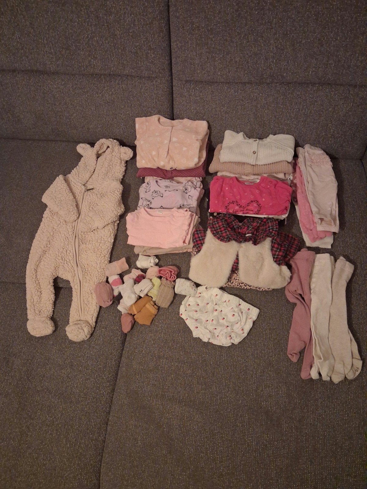 Groot meisjes kledingpakket maat 62/68 herfst/winter

Groot, Ophalen of Verzenden, Zo goed als nieuw, Maat 62