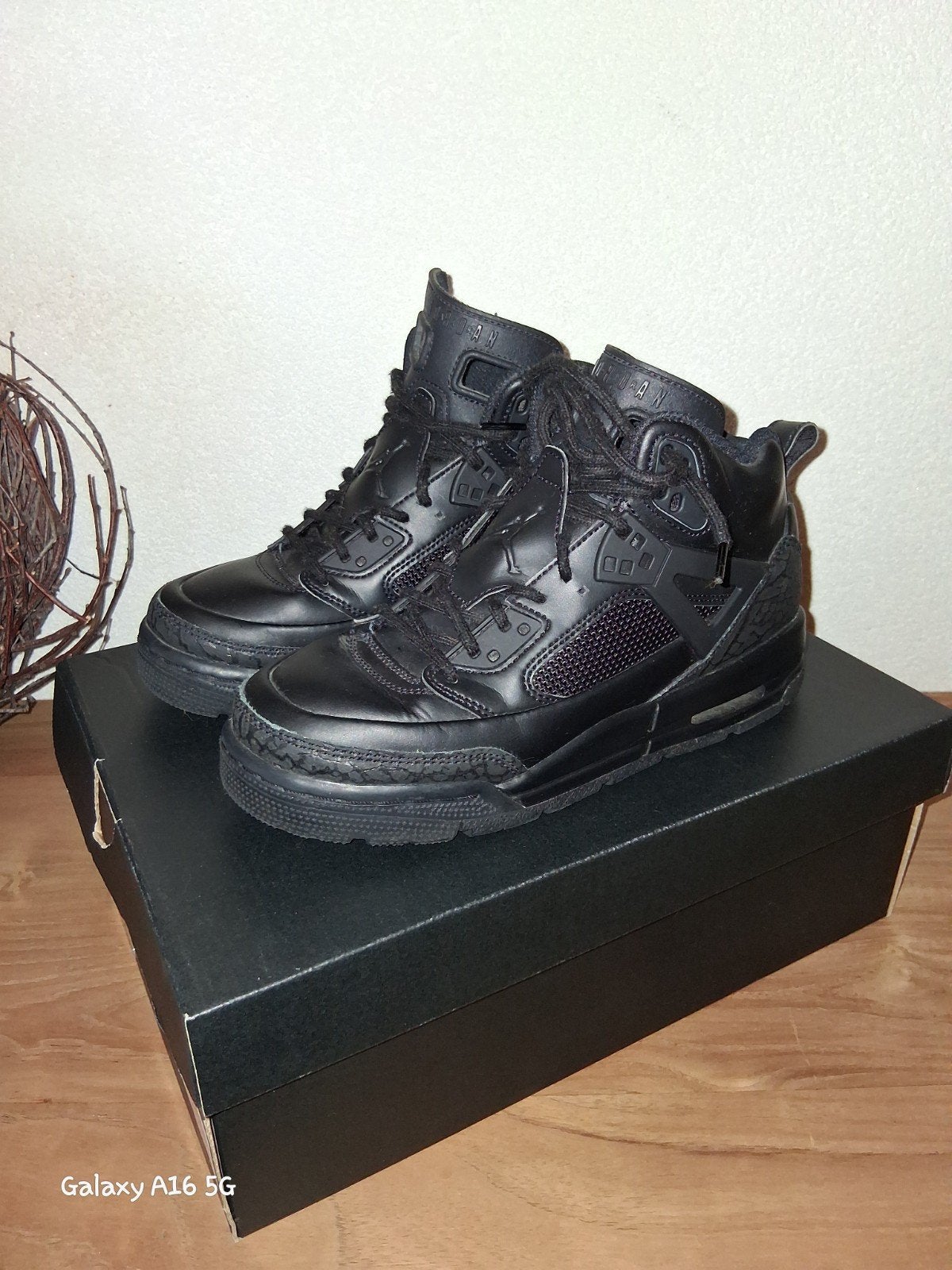 Jordan winterized spizike schoenen, Ophalen of Verzenden, Zo goed als nieuw