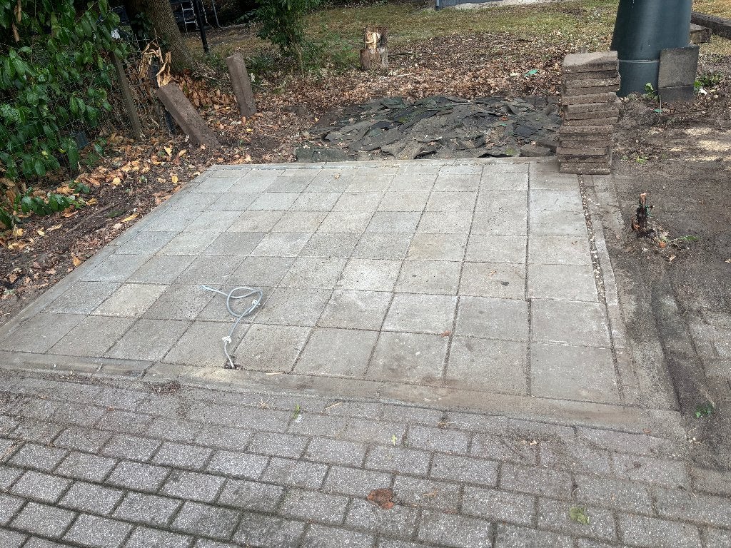 Gratis ca. 85 stoeptegels 30x30 cm, grijs, Tuin en Terras, Ophalen, Gebruikt, 5 tot 10 m², Beton