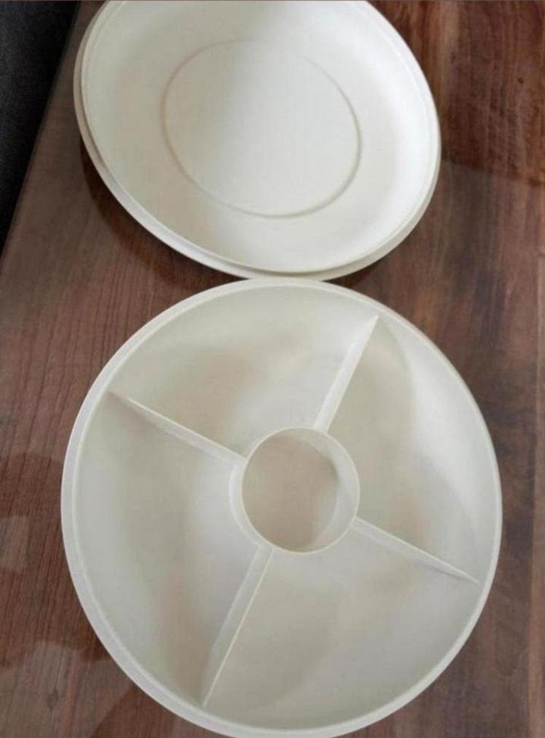 Tupperware Serveerschaal met Deksel en Vakken, Schaal, Wit, Met compartimenten, Ophalen of Verzenden